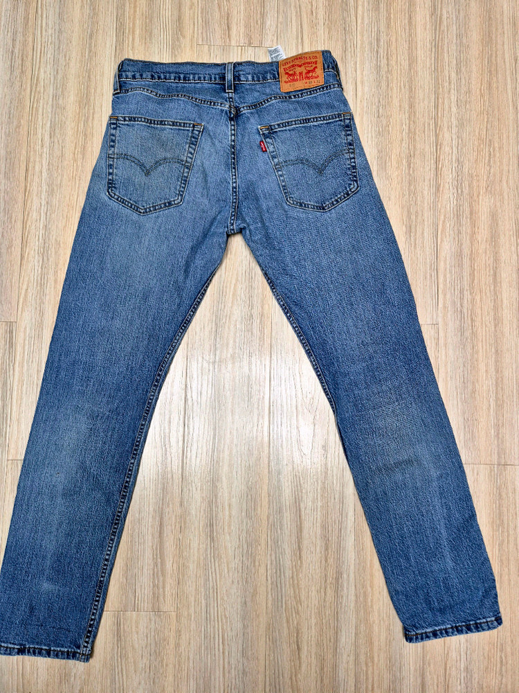 리바이스 502 청바지 이미지