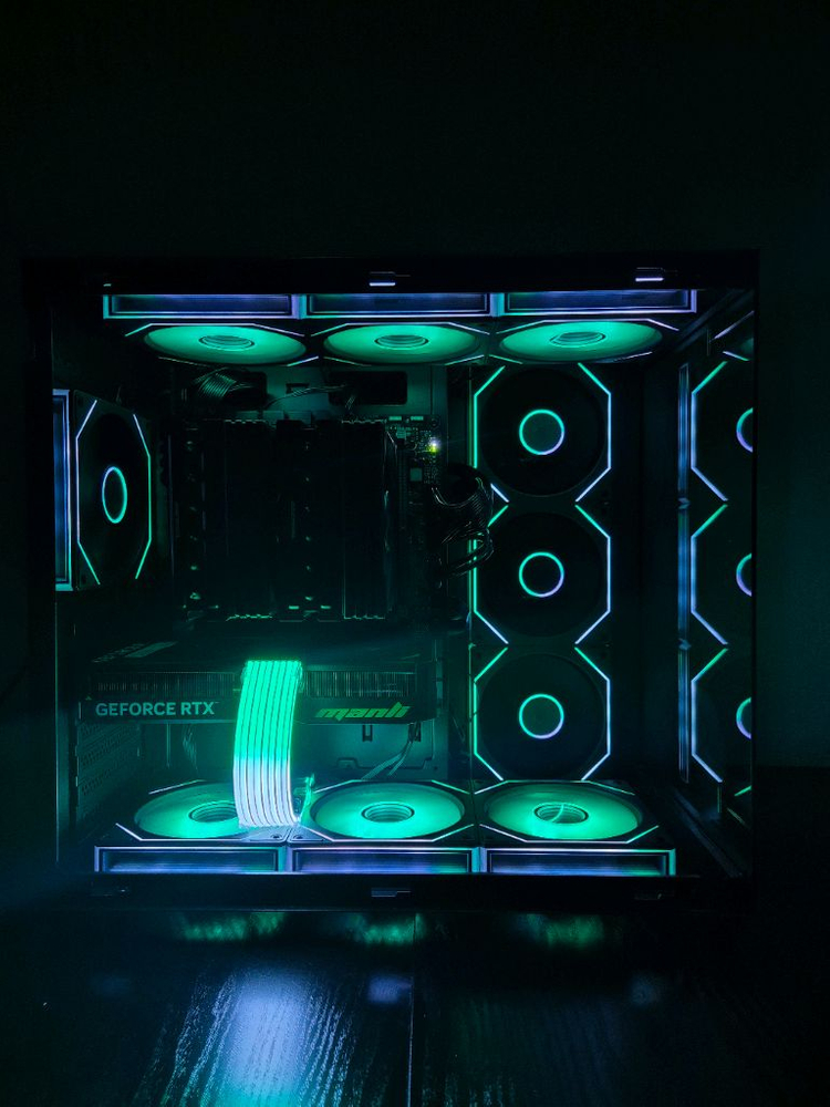 7800x3d + 5060ti 게이밍 컴퓨터 본체 [서울] 이미지