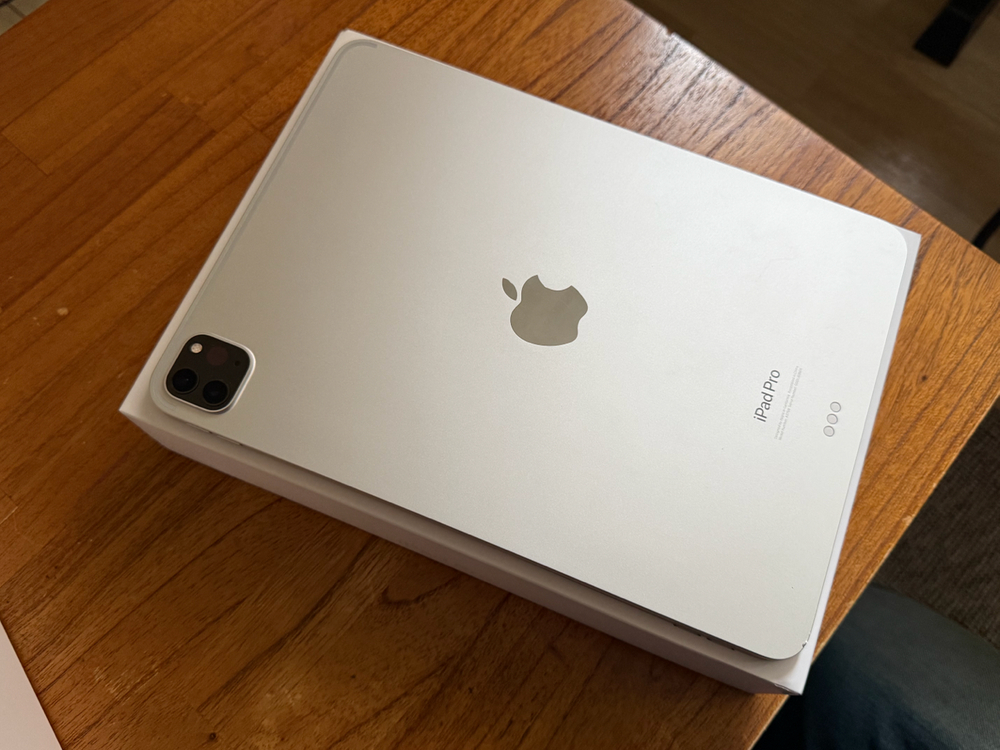 아이패드 프로 11인치 4세대 M2 128GB 89% A급 wifi 실버 풀박스 판매 이미지
