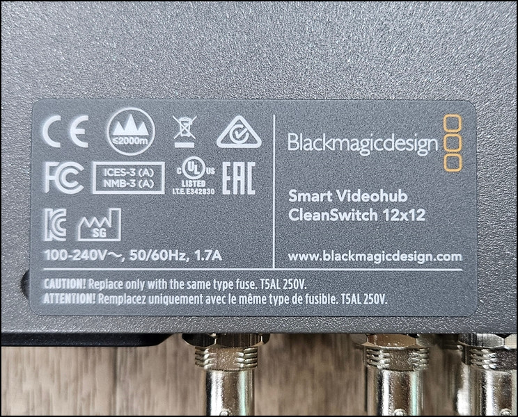 중고 블랙매직 스마트 비디오허브 클린스위치 12x12 (Smart Videohub CleanSwitch) 이미지