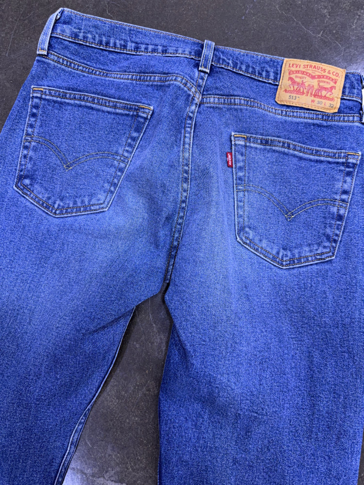 리바이스 513 슬림 스트레이트핏 중청 워싱 데님팬츠 30 이미지