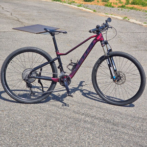 첼로 xc pro40 xt급 카본 mtb자전거 이미지