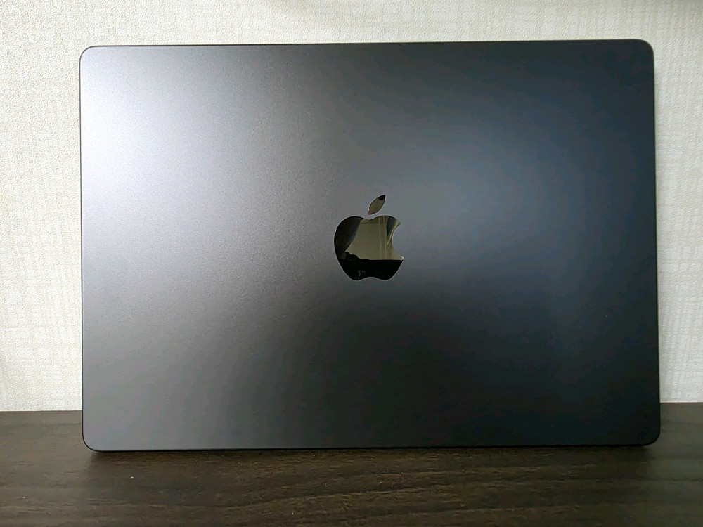 맥북 프로 m3 이미지