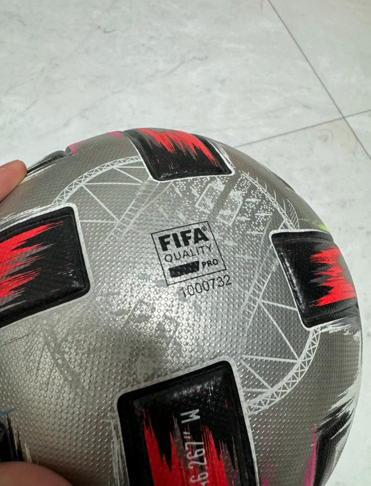 아디다스 유로2020 준결승 선수용 축구공 5호 볼 새상품 이미지