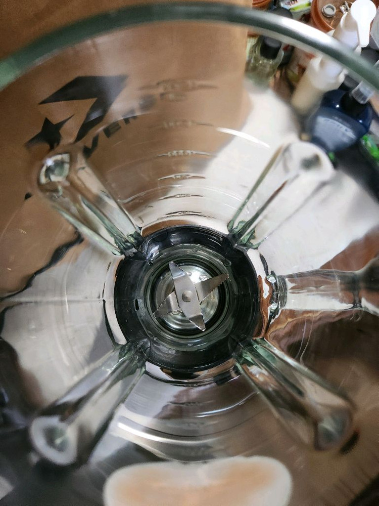 에버홈 글라스텐 1.5L 초강력 믹서기,분쇄기 EV-GB6000판매합니다 이미지