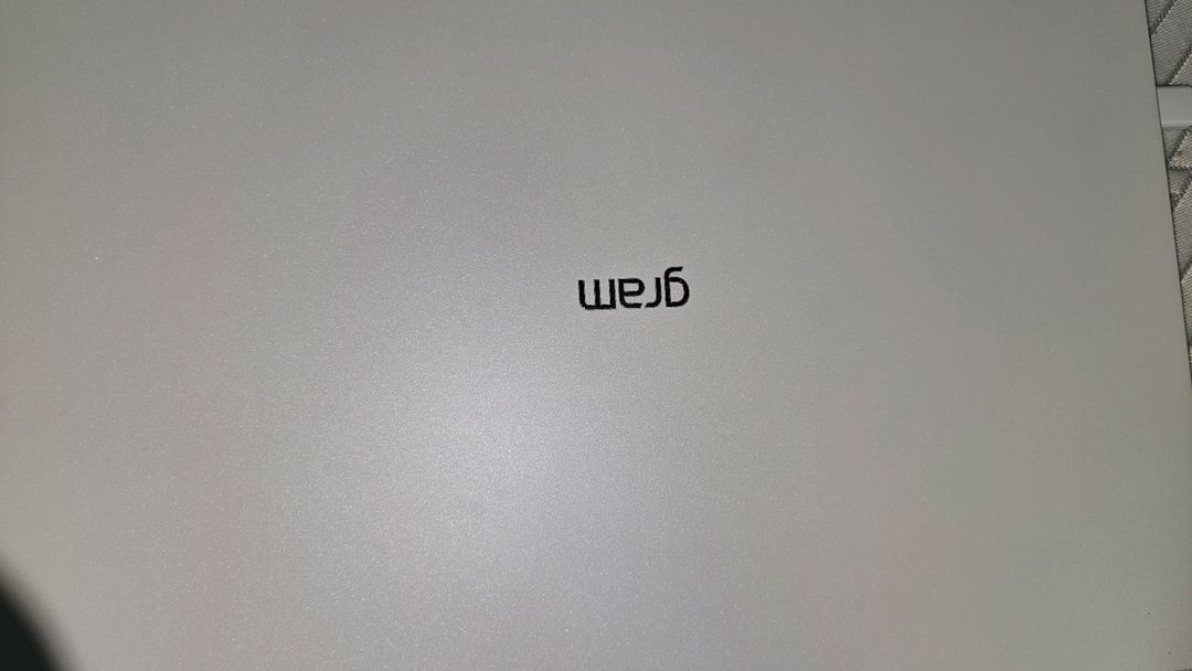 [급처/네고가능]LG 그램 프로 AI 16인치 노트북 16z90tr-ep7cl 이미지