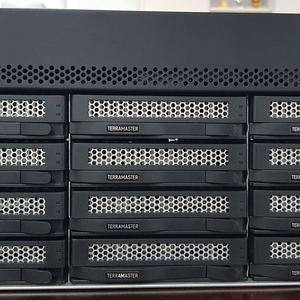 Terramaster 테라마스터 T12-423 12베이 NAS 이미지