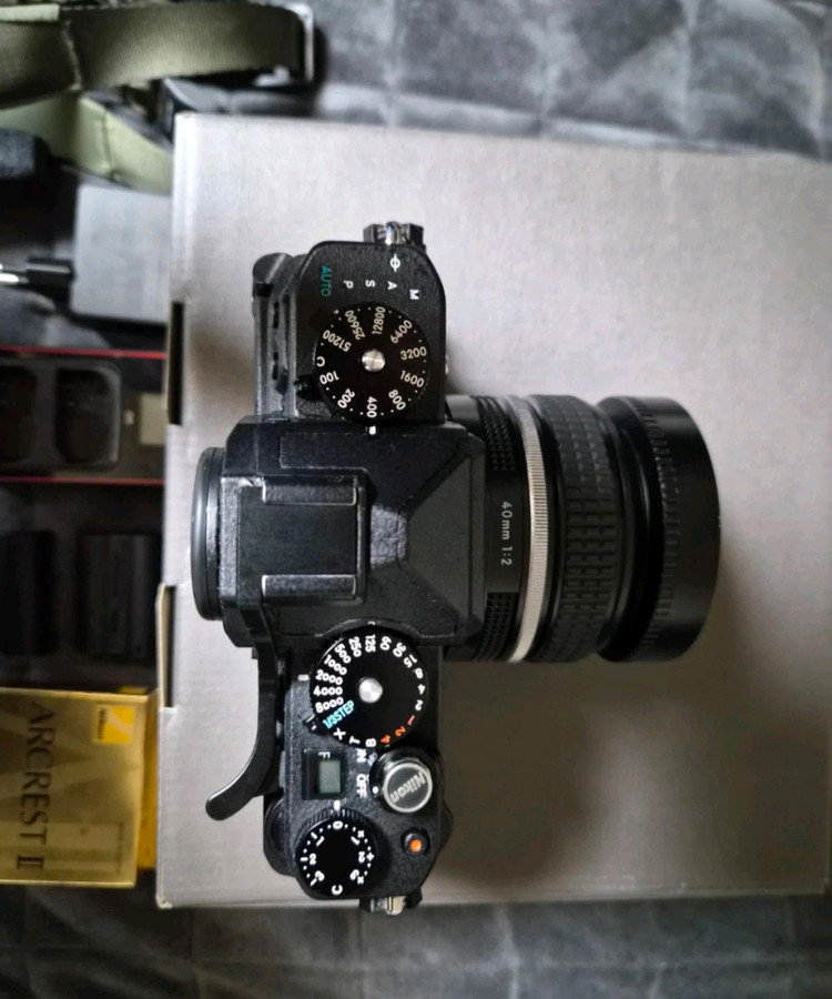 니콘zf 40mm 번들킷 풀박스 이미지