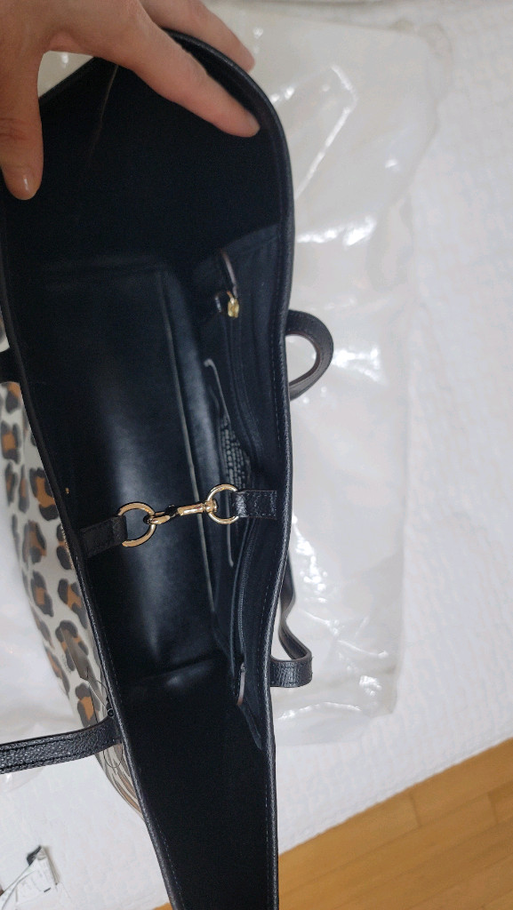 코치 가방 이미지