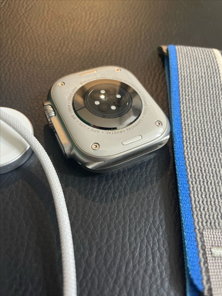 애플워치 울트라2 내추럴 S급 이미지