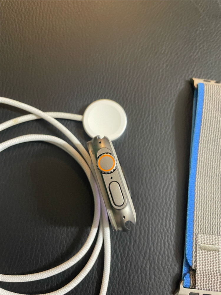 애플워치 울트라2 내추럴 S급 이미지