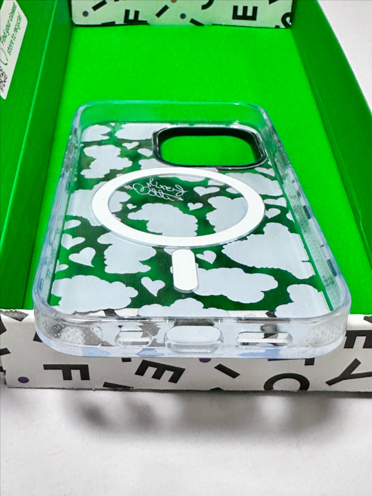 아이폰13프로 케이스티파이 버니 클리어 이미지