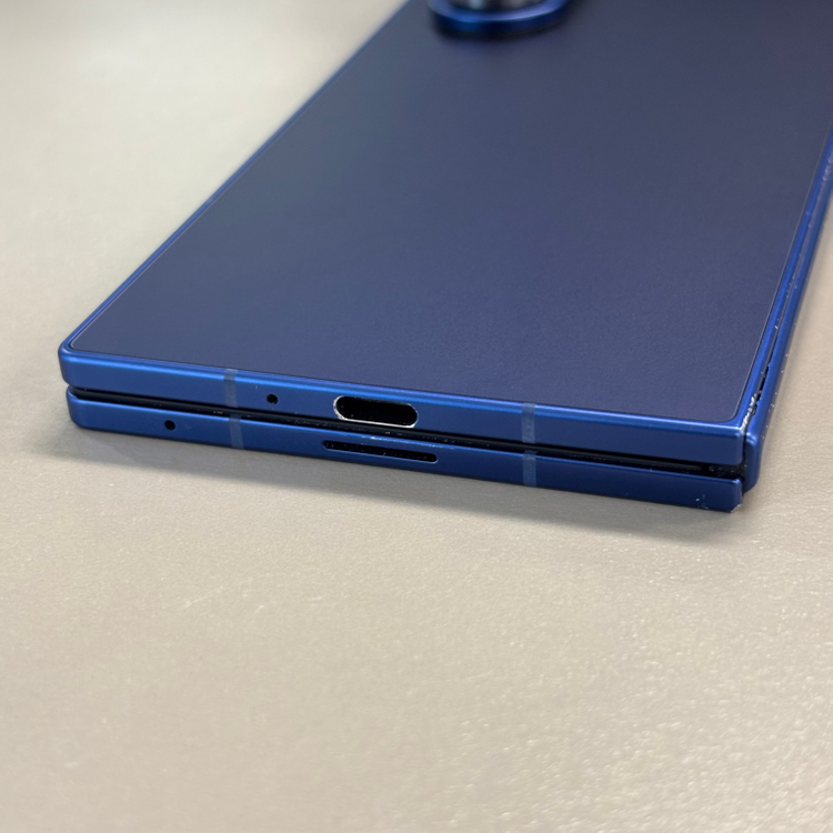 (대용량) 갤럭시Z폴드7 네이비색상 512용량 미파손 무잔상 상태좋은단말기 정상해지공기계 126만 판매합니다 이미지