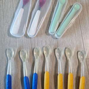 이유식 스푼 이미지