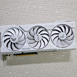 ASUS TUF Gaming 지포스 RTX 4070 Ti SUPER O16G OC 16GB WHITE 그래픽카드 이미지