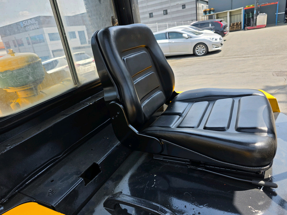 중고지게차 현대 3톤 힌지드 바가지 디젤지게차 1050만원 싸게 팝니다. 이미지