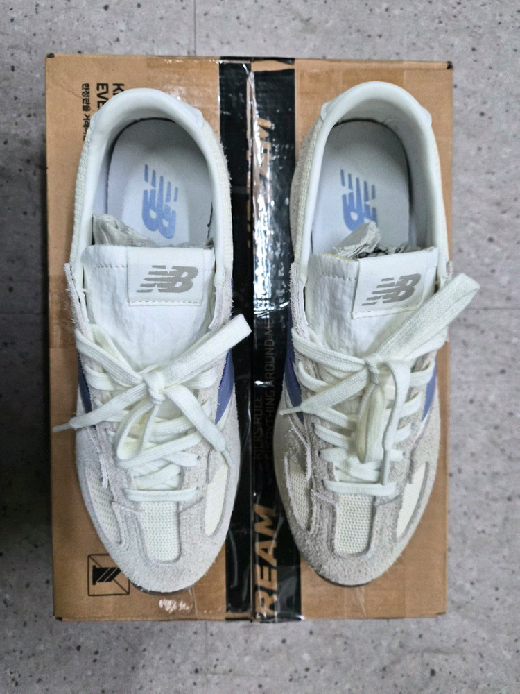 뉴발란스 471 팀버울프 앙고라 265 이미지