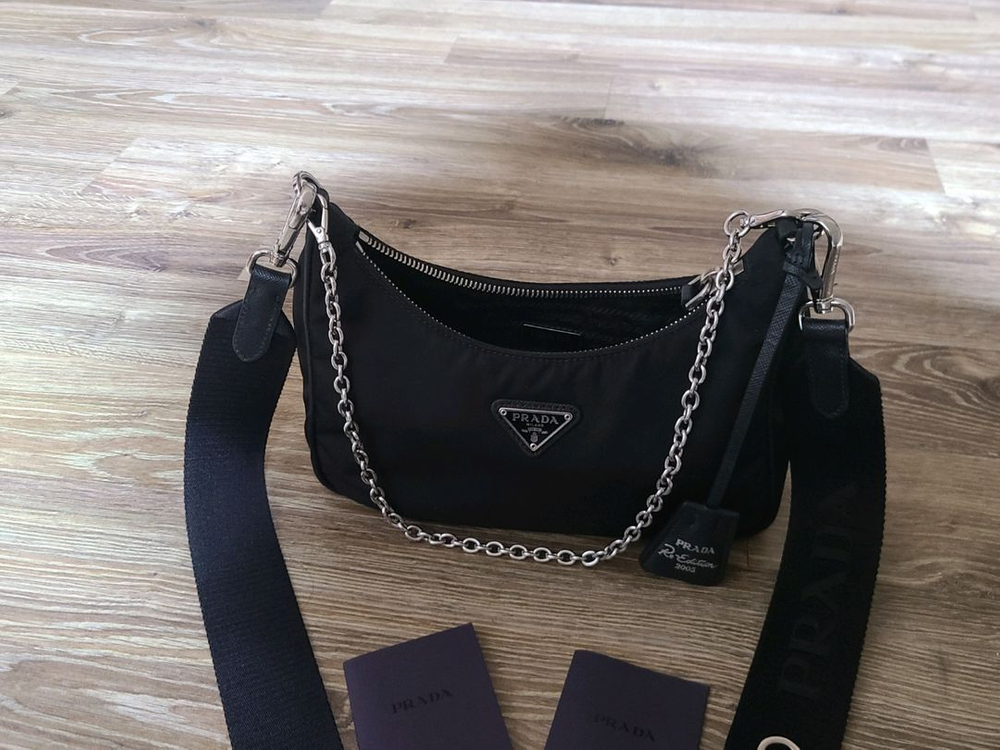 프라다 테수토호보백 리에디션2005크로스백숄더백팩구찌루이비통디올셀린느생로랑샤넬디올에르메스 이미지