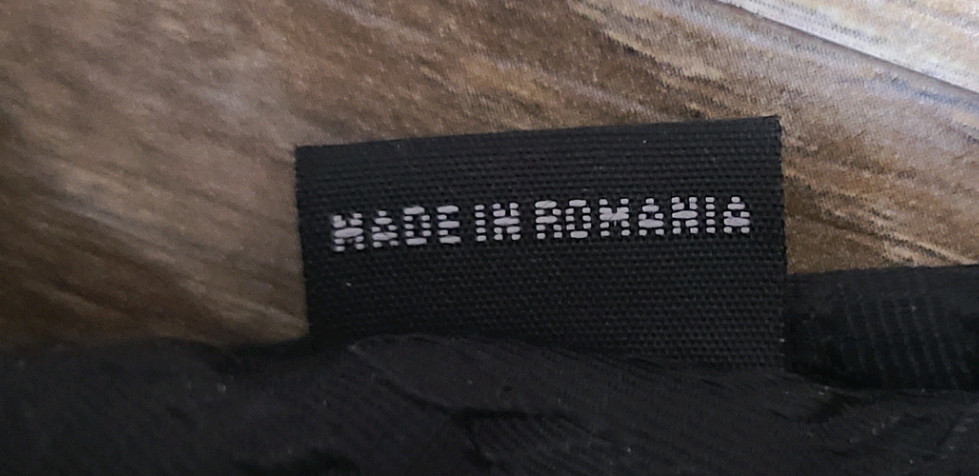 프라다 테수토호보백 리에디션2005크로스백숄더백팩구찌루이비통디올셀린느생로랑샤넬디올에르메스 이미지