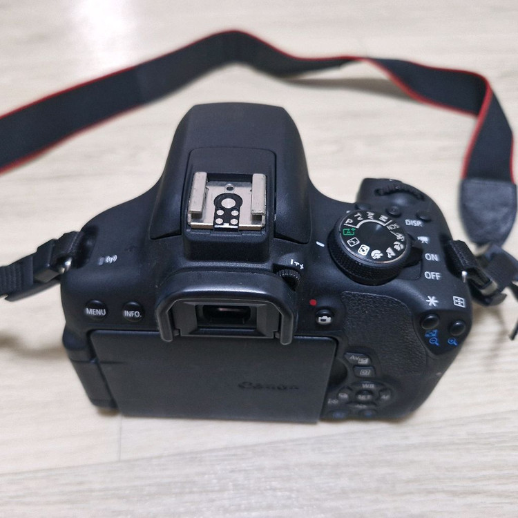캐논 EOS 750D DSLR 카메라 풀세트 이미지