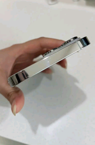 아이폰14프로맥스 실버 256기가 이미지