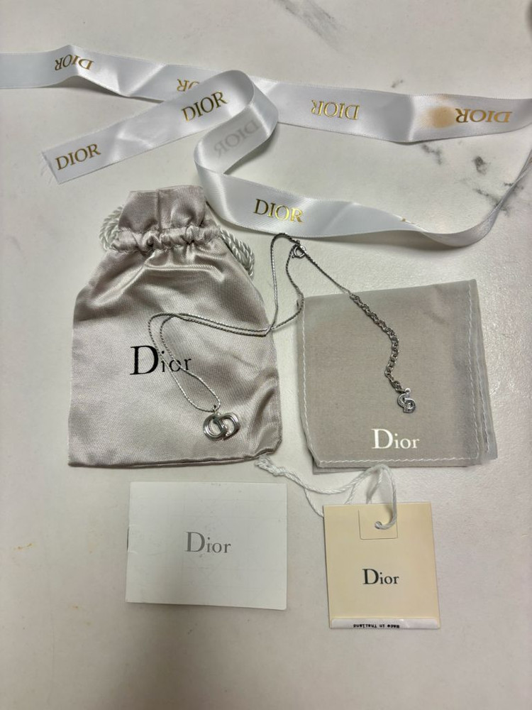 디올 예리 목걸이 결예리 은장 dior cd목걸이 명품 이미지
