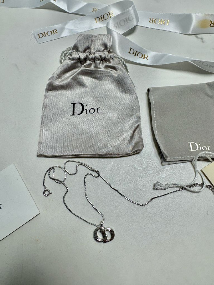 디올 예리 목걸이 결예리 은장 dior cd목걸이 명품 이미지