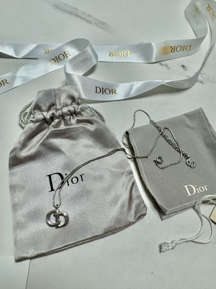 디올 예리 목걸이 결예리 은장 dior cd목걸이 명품 이미지
