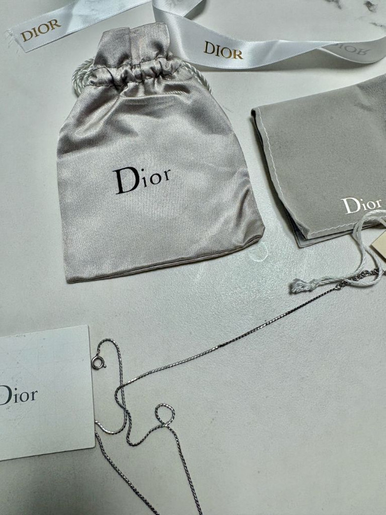 디올 예리 목걸이 결예리 은장 dior cd목걸이 명품 이미지