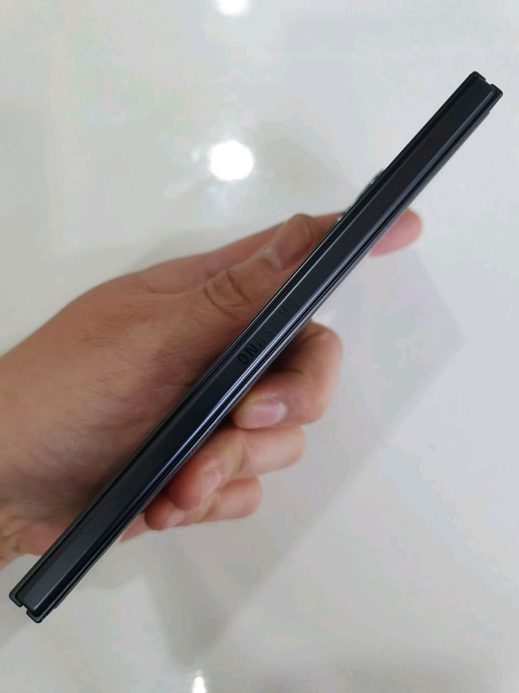 아이폰13 128G 무잔상 액정무기스 상태굿 공기계 이미지