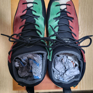 가격내림)잠발란 살라테 경등산화 265mm 이미지