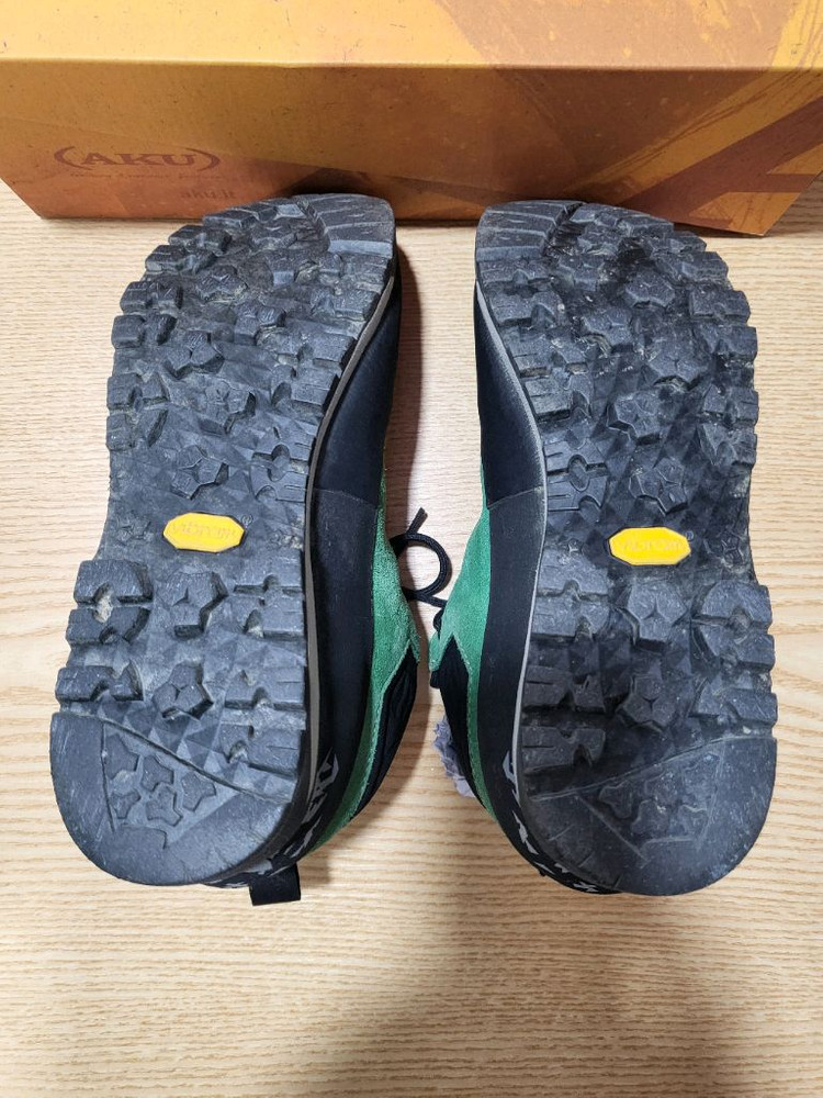 가격내림)잠발란 살라테 경등산화 265mm 이미지