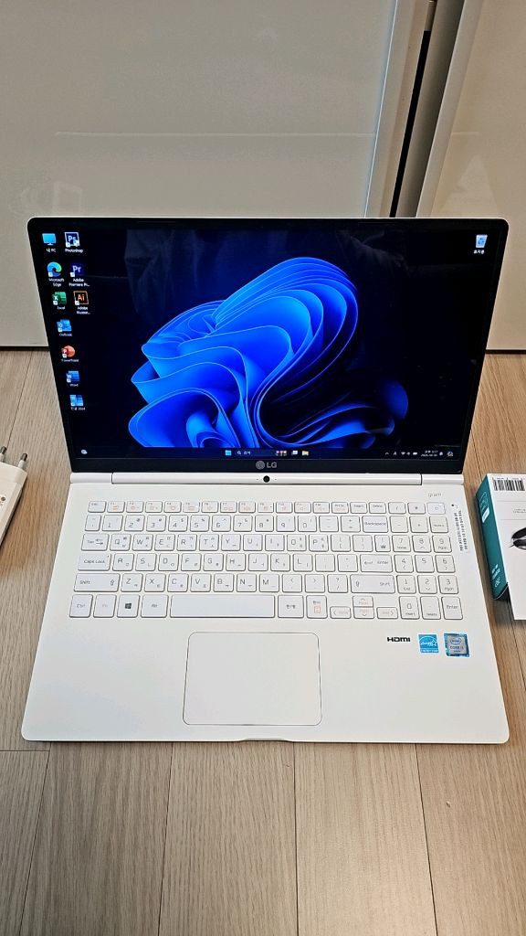 LG 그램 노트북 gram 15인치 i3 엑셀 한글 오피스 이미지