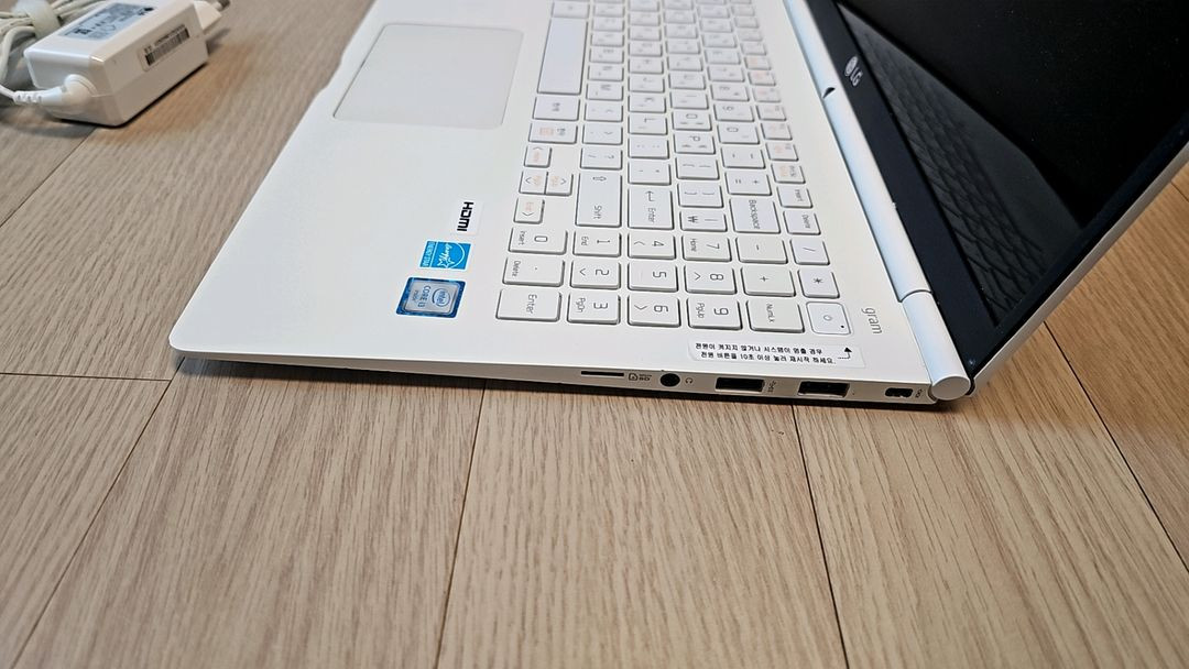 LG 그램 노트북 gram 15인치 i3 엑셀 한글 오피스 이미지