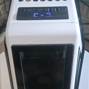 게이밍 PC 본체 컴퓨터 (RTX 3080, 7800X3D) 이미지