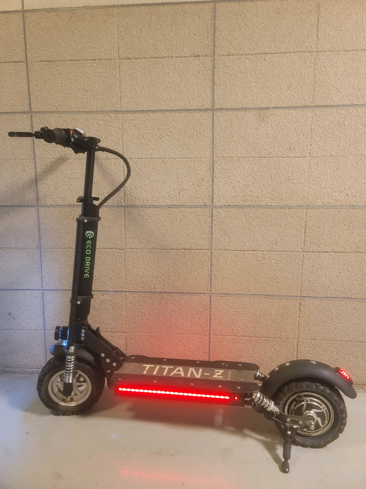 타이탄z 전동킥보드 Titan-Z 블랙 전동 킥보드 48v21ah 이미지