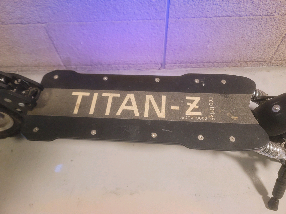 타이탄z 전동킥보드 Titan-Z 블랙 전동 킥보드 48v21ah 이미지