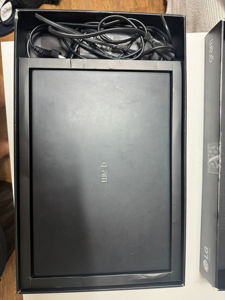LG 그램 14인치 (풀박스) 이미지