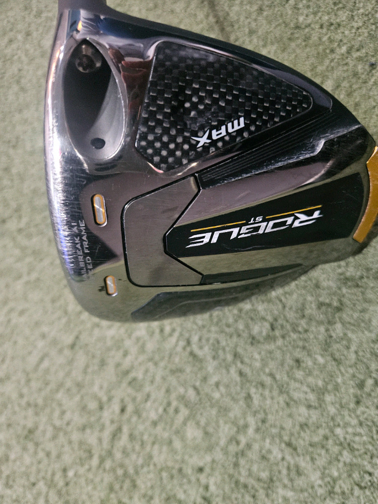 로그 ST MAX 드라이버 헤드와 헤드커버9도 캘러웨이 이미지