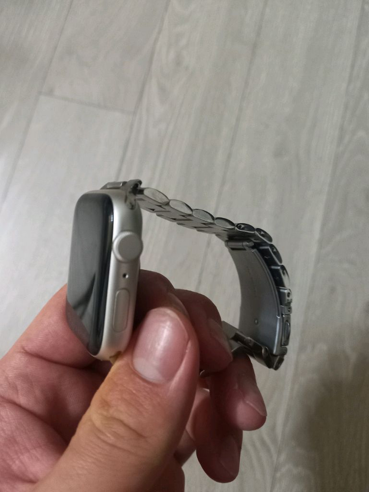 애플워치 se3 스타라이트 44mm 이미지