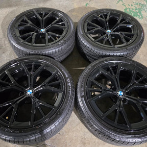 BMW G30 5시리즈 845M 19인치 정품 휠타이어 이미지
