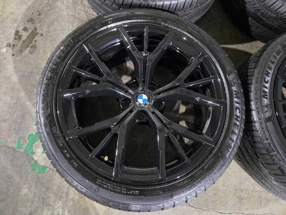 BMW G30 5시리즈 845M 19인치 정품 휠타이어 이미지