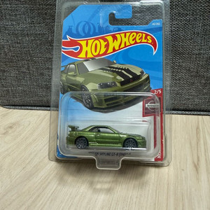 핫휠 닛산 스카이라인 GT-R (BNR34) hotwheel r34 이미지