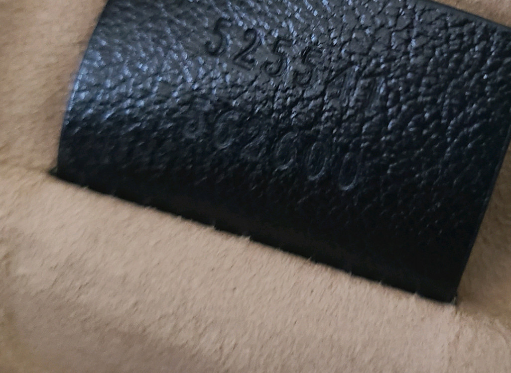 구찌 마몬트 마틀라쎄 클러치크로스백프라다루이비통디올셀린느생로랑샤넬버버리에르메스테수토호보백팩명품가방백팩마틀라세생로랑 이미지