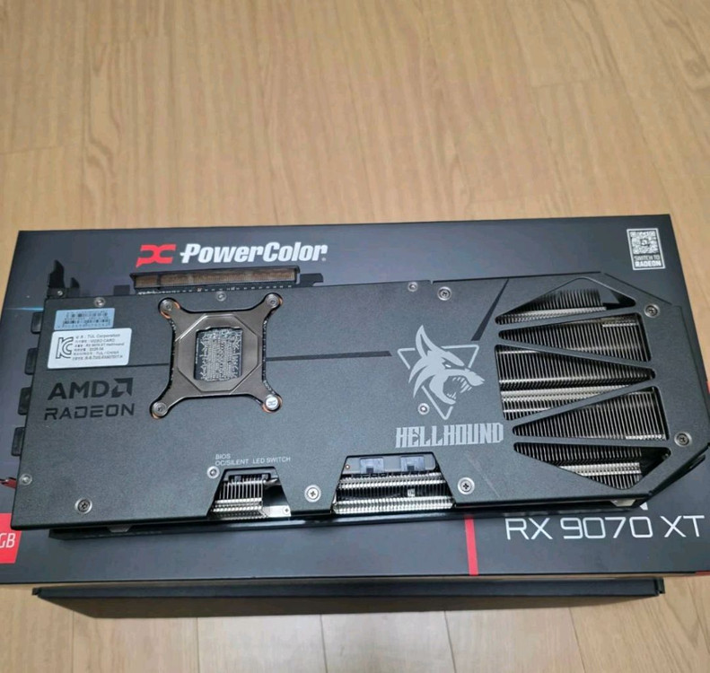 PowerColor 라데온 RX 9070 XT 16GB 헬하운드 그래픽카드 이미지