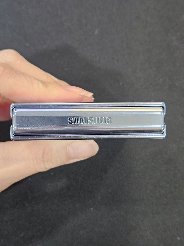 갤럭시Z플립4 256GB 블루 이미지