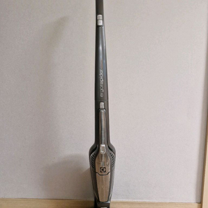 일렉트로룩스 무선청소기 ZB3113AK [부품용] 이미지