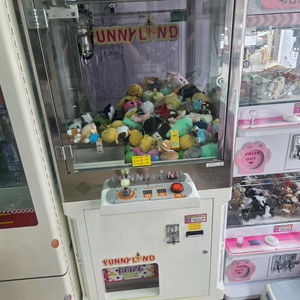 퍼니랜드밀판 뽑기기계 오락기팝니다 이미지