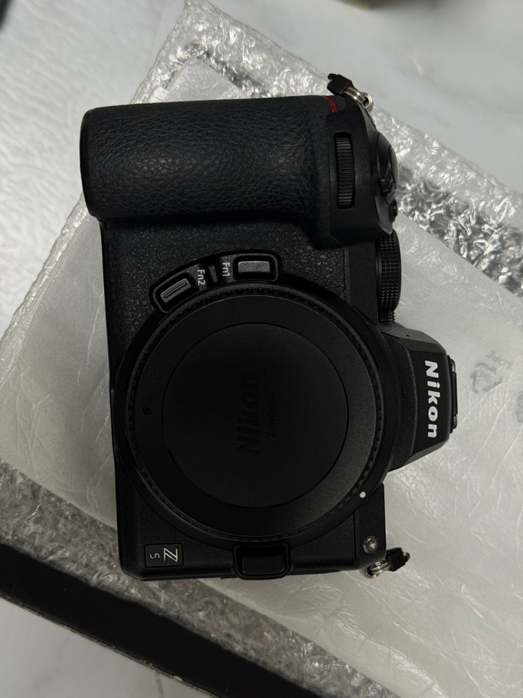 니콘 Z5 카메라+40mm/f2 렌즈 풀세트 이미지