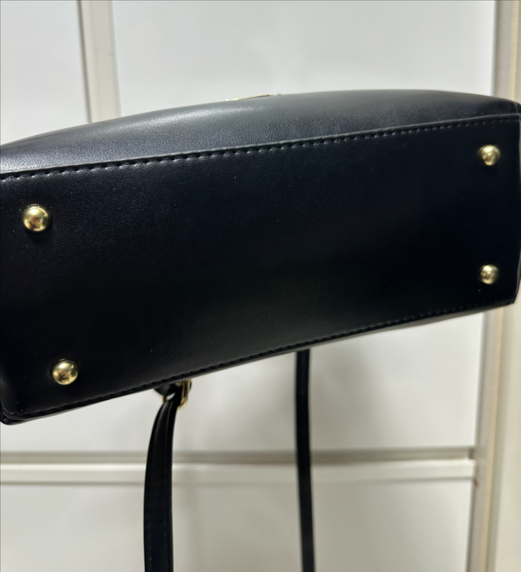 코치 레더 토트백 이미지